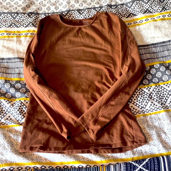 Brown, long sleeve, heattech top - Picture 1 of 2